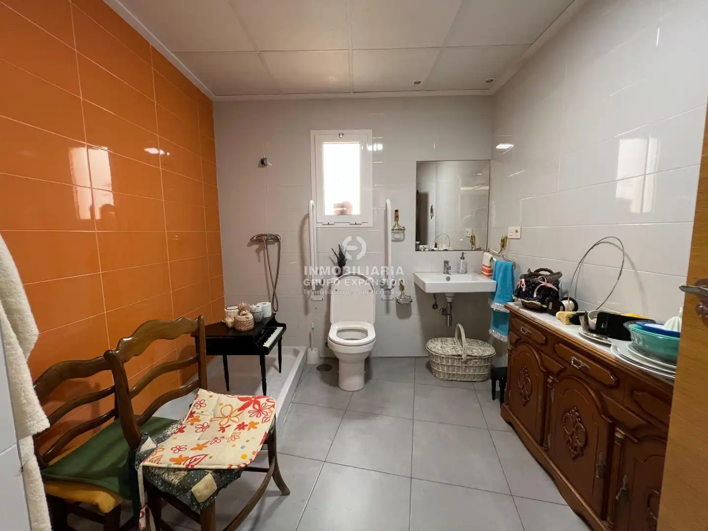 Baño de Piso en venta en Aspe con Terraza, Trastero y Amueblado