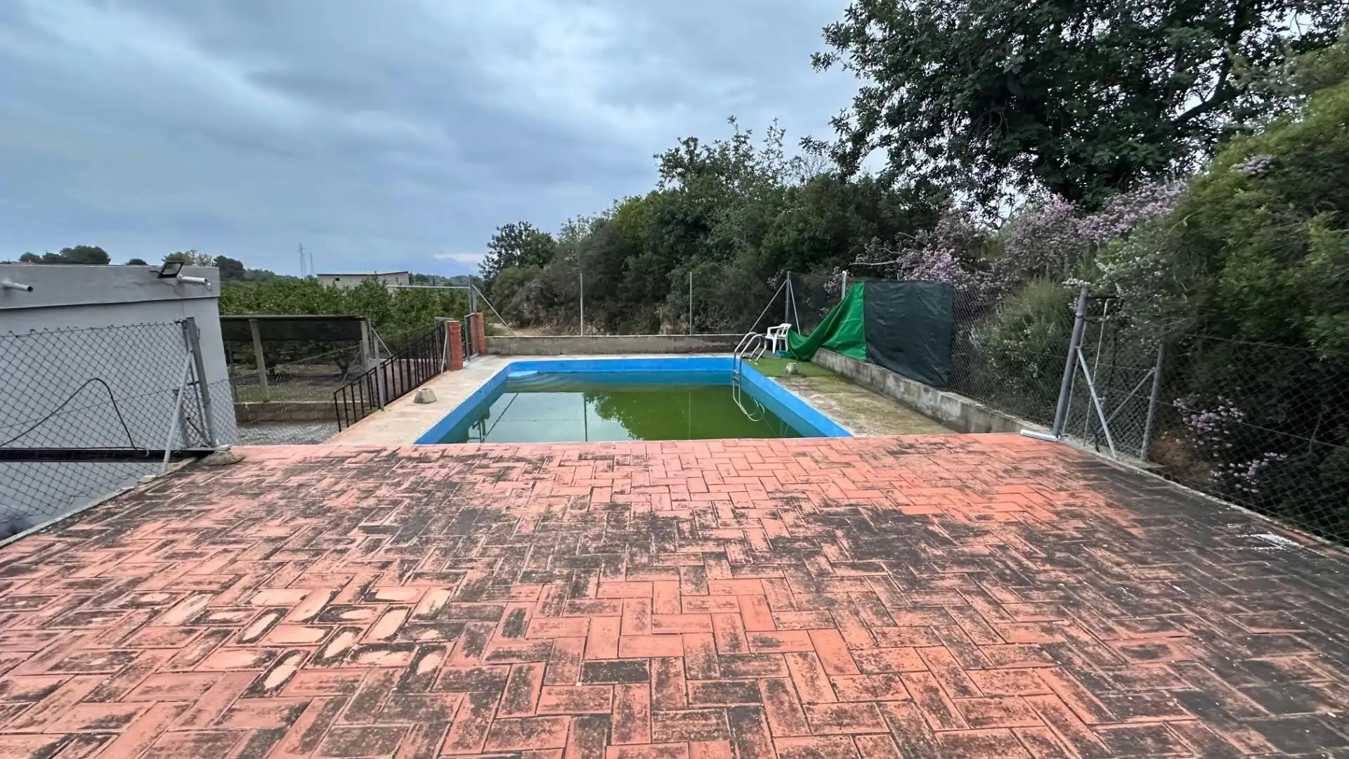 Piscina de Casa o chalet en venta en Tous con Jardín privado, Terraza y Trastero