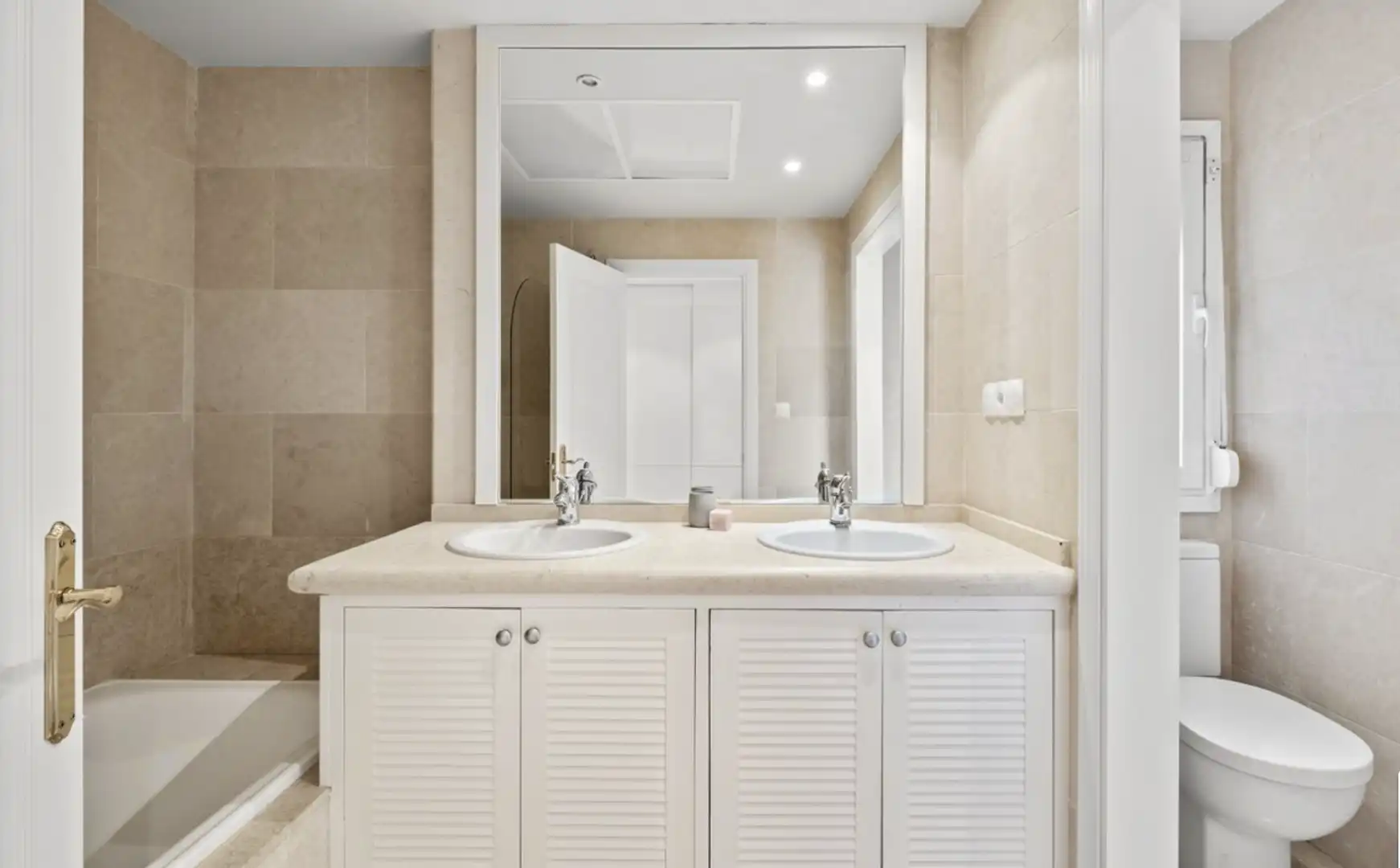 Apartament amb piscina en venda a Nueva Andalucía, imagen 19