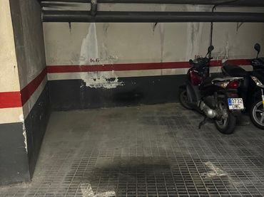 Individual en venda a Carrer VILADOMAT