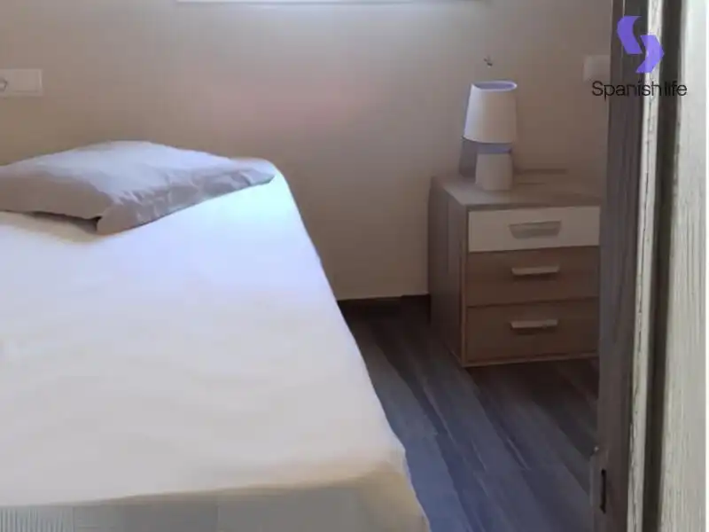 Habitación de Apartamento en venta en Valencia con Calefacción, Amueblado y Piscina comunitaria