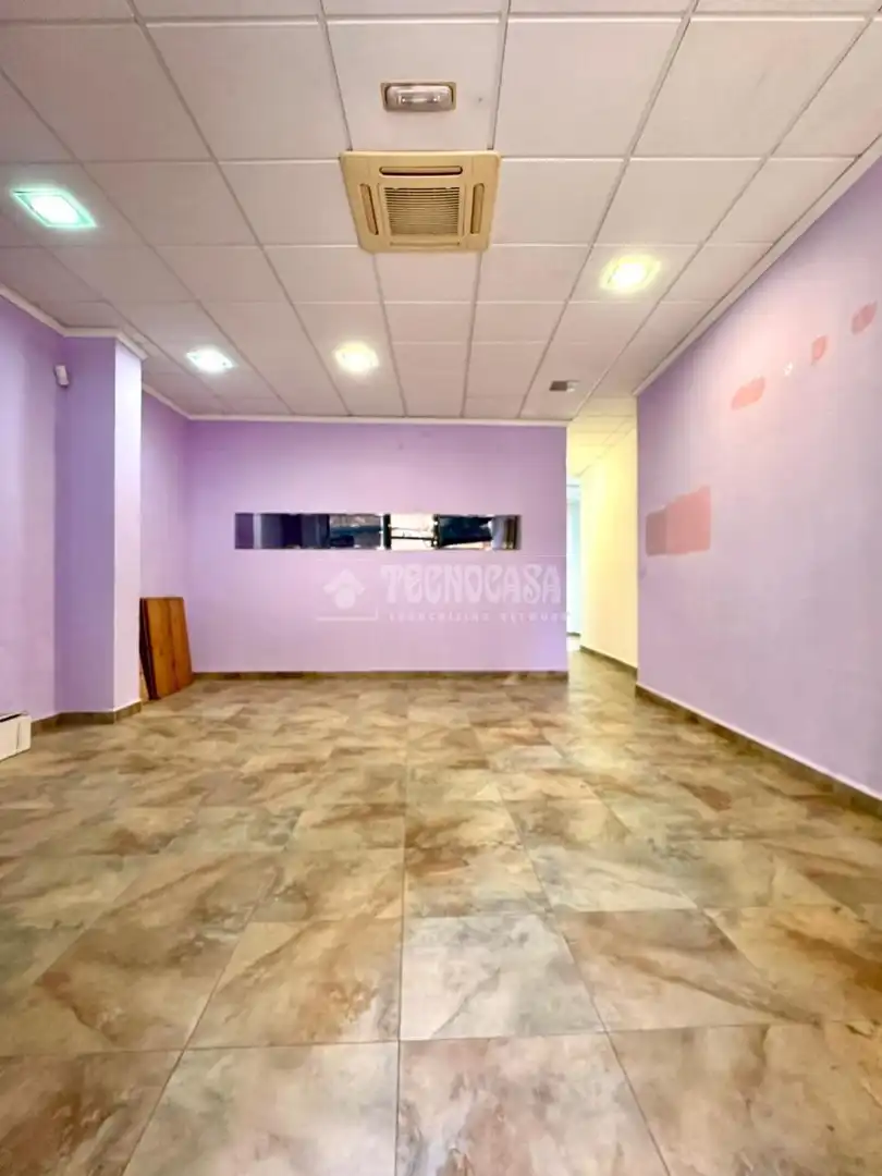 Local comercial en venda a C. Andorra de Teruel, imagen 4