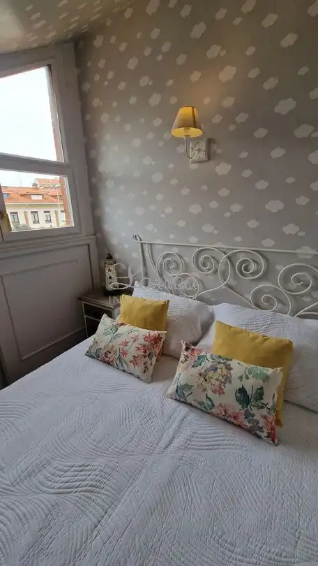 Dormitori de Casa adosada en venda en Sopela amb Calefacció, Jardí privat i Terrassa