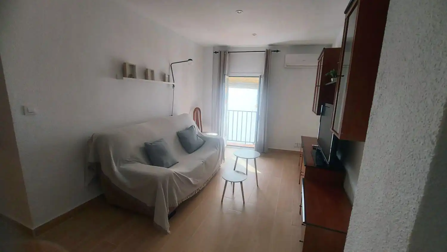 Sala de estar de Piso en venta en Jaén con Aire acondicionado, Calefacción y Amueblado