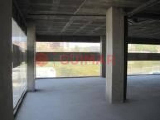 Local comercial en Venta en Sant Joan Despí - Calle EXTREMADURA en Les Planes
