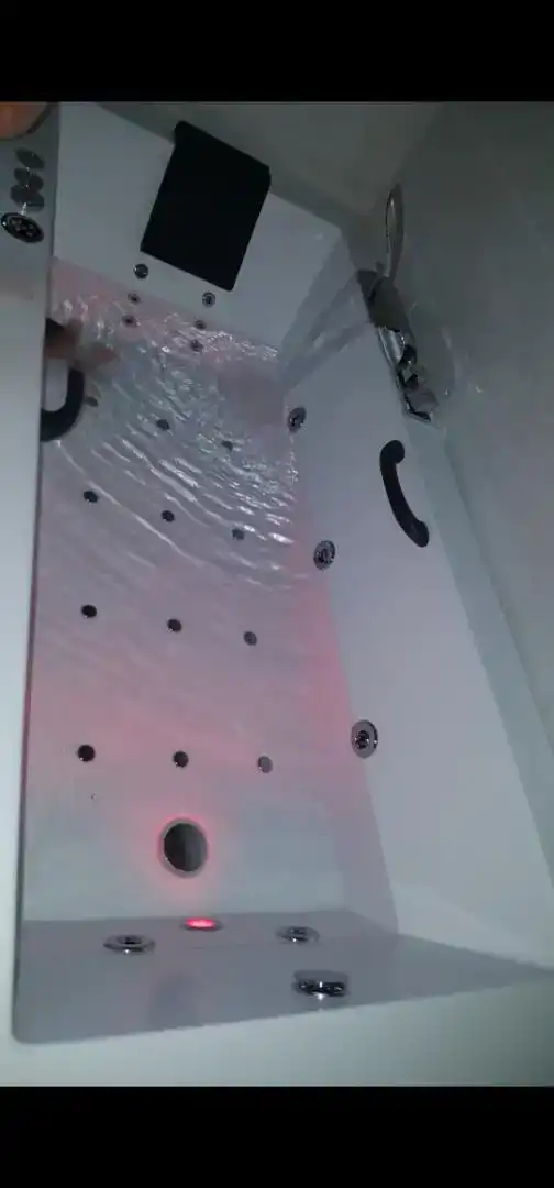 Bathroom of Flat for sale in Castellví de Rosanes, Barcelona