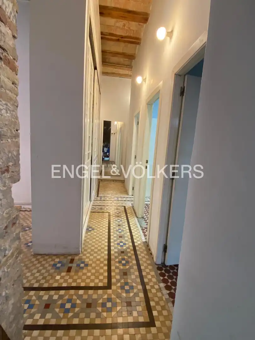 Flat for rent in Valencia  with Air Conditioner and Heating