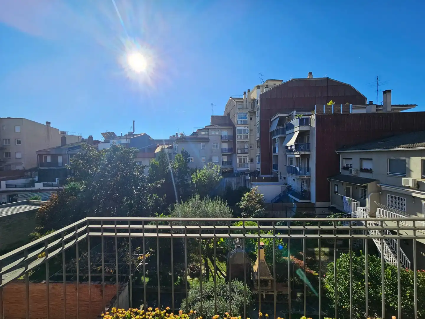 Vista exterior de Casa adosada en venta en Granollers