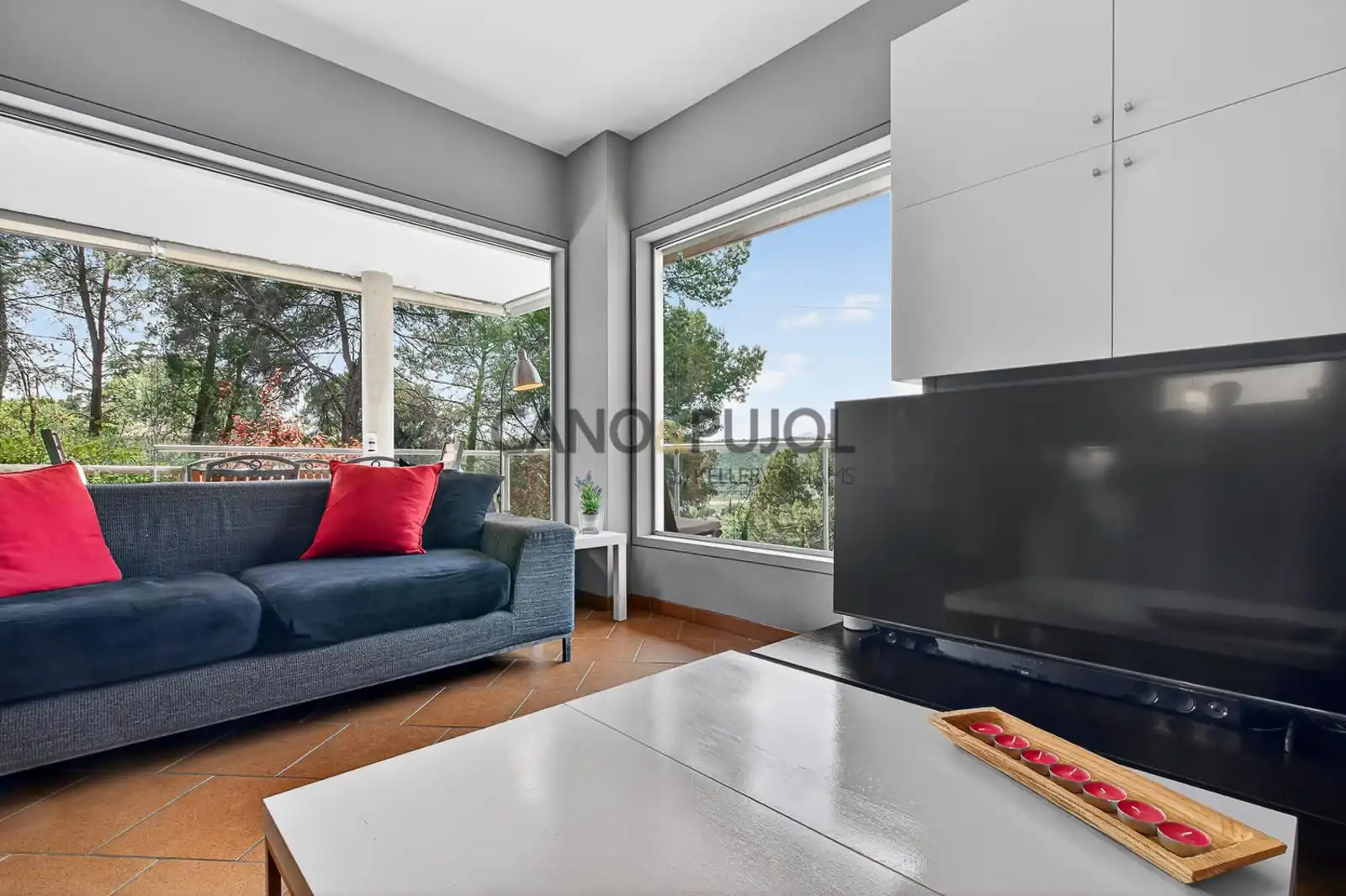 Living room of Houses for sale in Terrassa  with Air Conditioner, Heating and Terrace