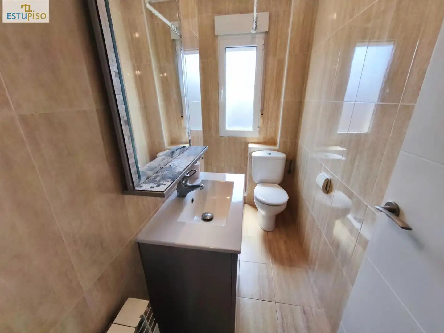 Bathroom of Flat for sale in Vitoria - Gasteiz  with Heating, Storage room and Furnished