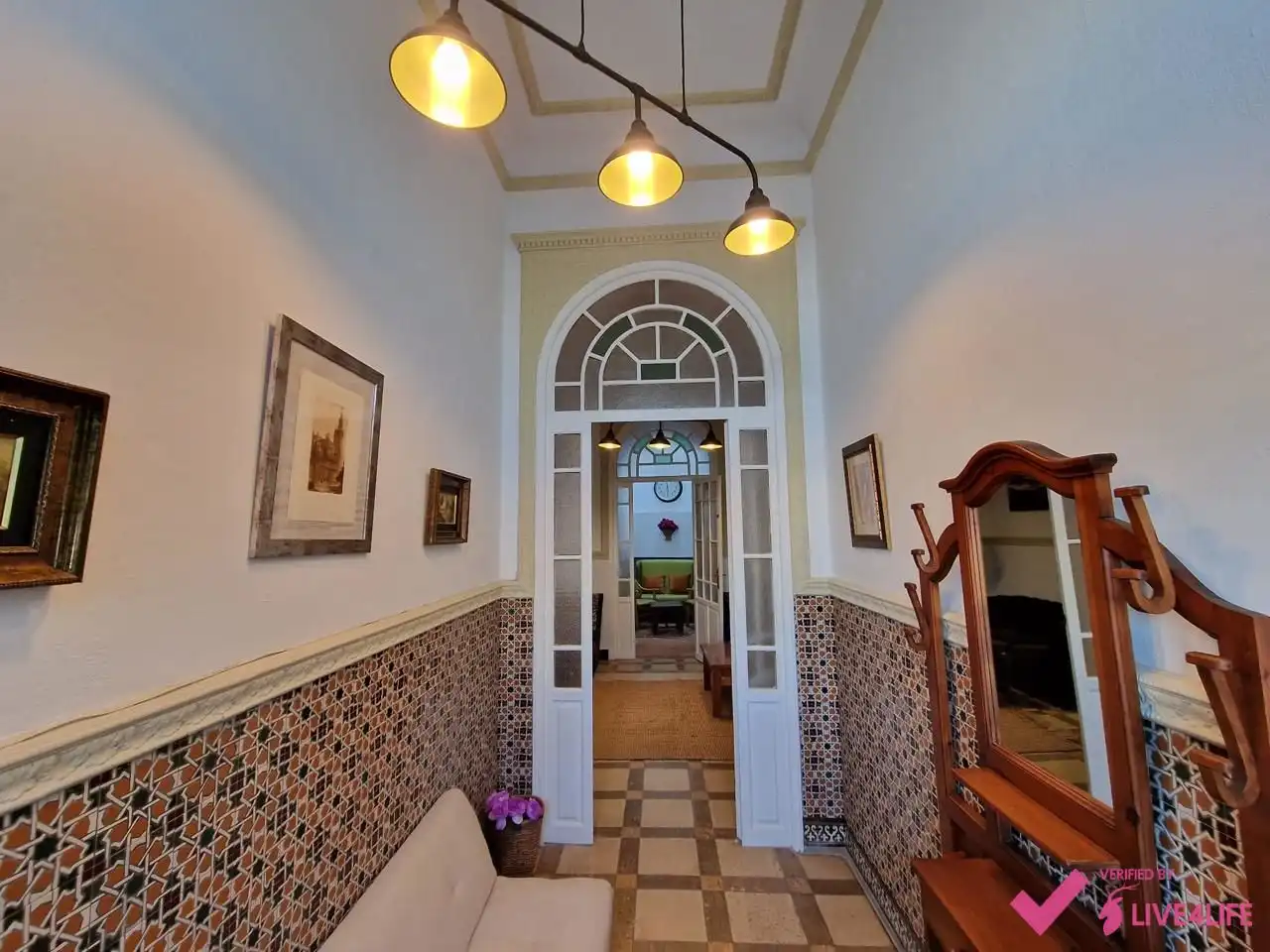 Habitació a Avenida de Jerez, Bellavista
