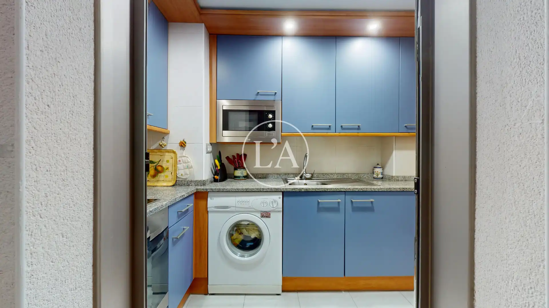 Mini appartamento con piscina in vendita a Carrer d'Amadeu Vives 10, imagen 19