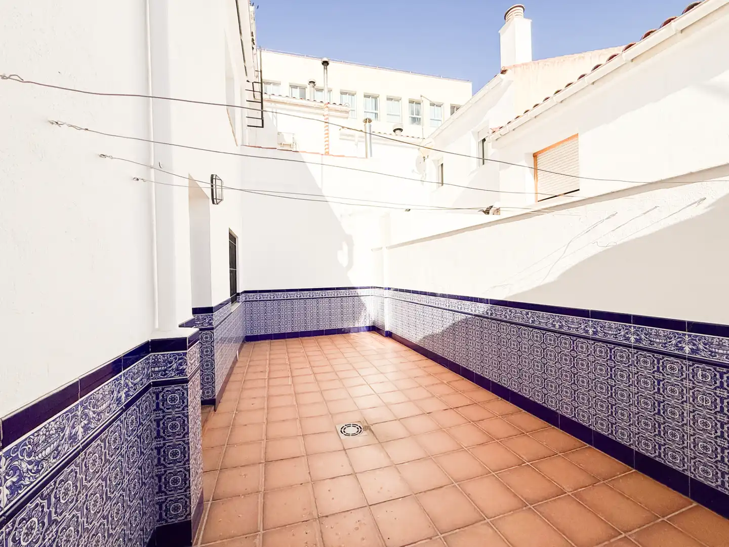 Terrasse von Einfamilien-Reihenhaus zum Verkauf in Baza mit Klimaanlage, Heizung und Terrasse