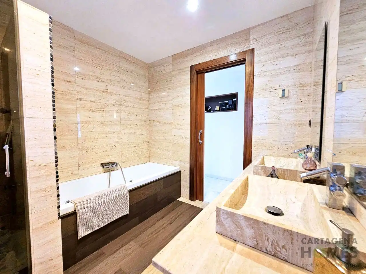 House with terrace for sale in Loma Negra, imagen 52