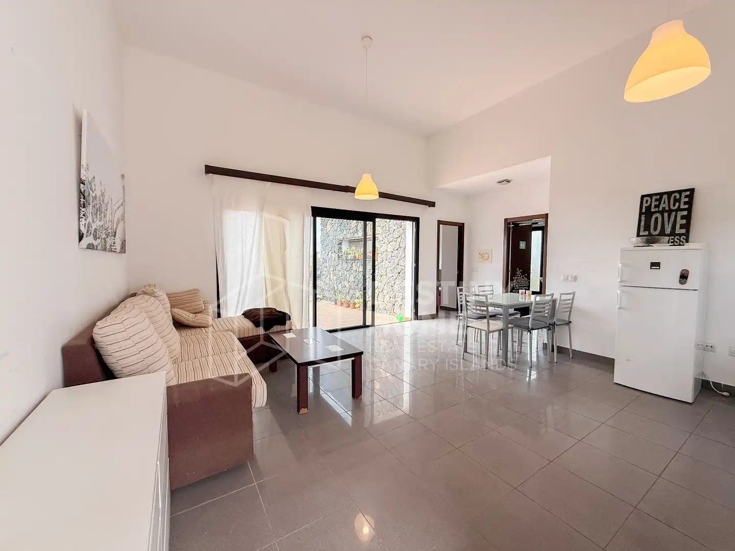 Villa con giardino in vendita a Majanicho, imagen 2