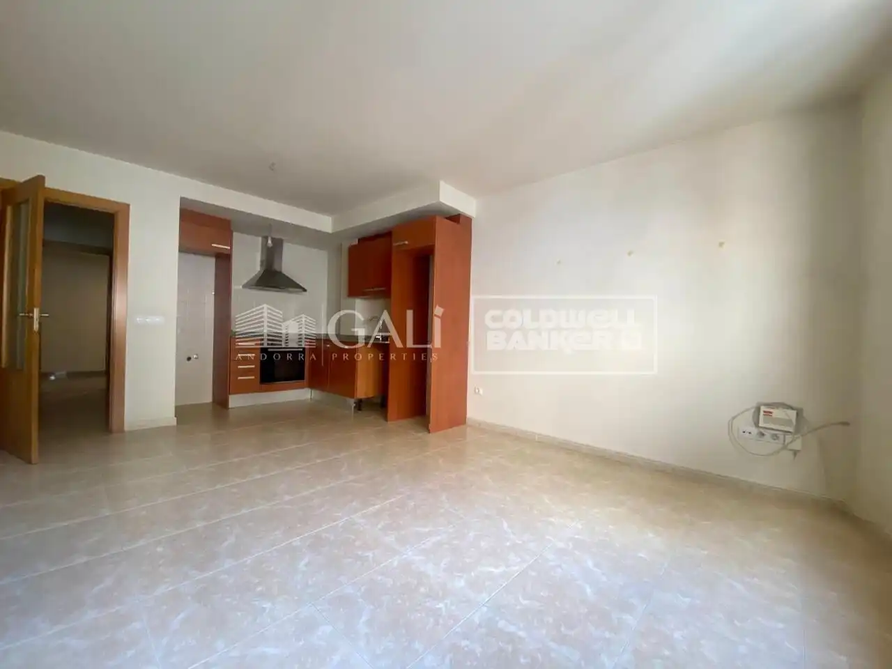 Ground floor with lift to rent in Calle Carrer del Solà, imagen 2