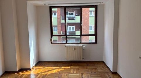 Foto 4 de Piso en venta en Santo Domingo - El Campillín, Oviedo
