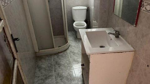 Foto 5 de Piso en venta en Torrefiel, Valencia Capital