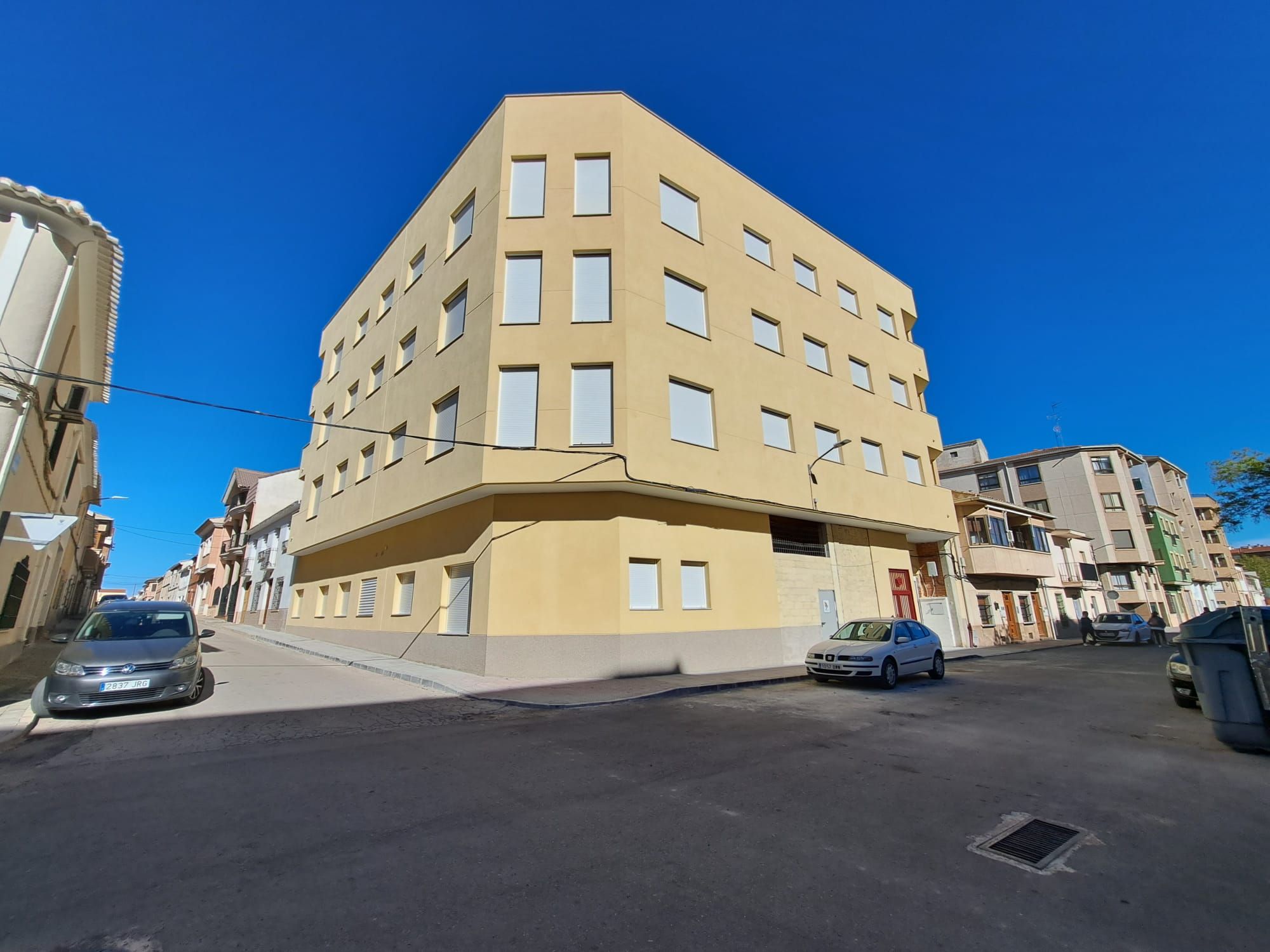 Vista exterior de Pis en venda en La Roda amb Aire condicionat i Calefacció