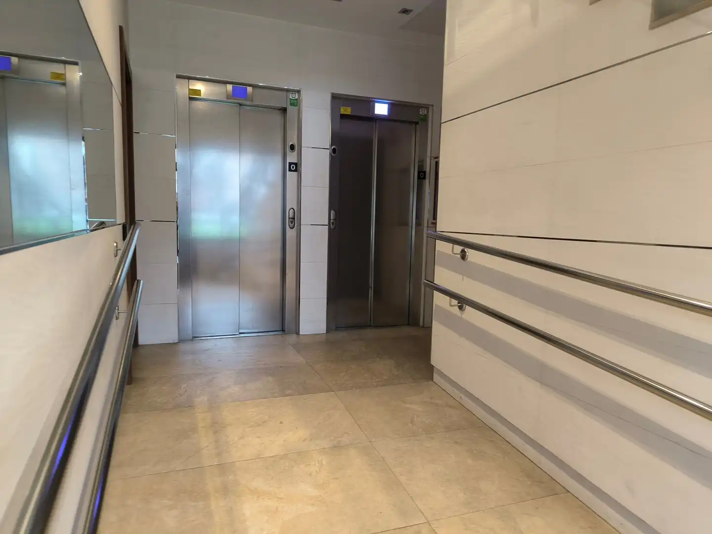 Piso en venta en Vitoria - Gasteiz con Terraza, Trastero y Amueblado