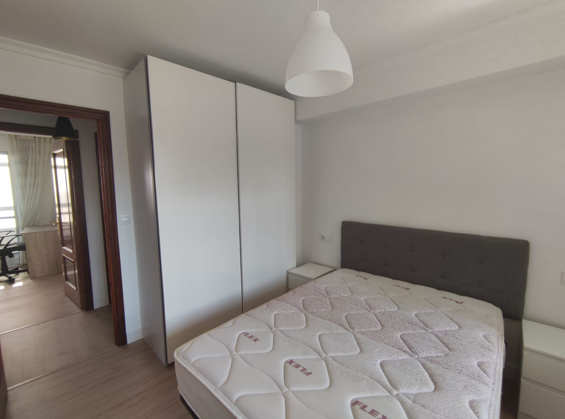 Habitación de Piso de alquiler en Vigo  con Amueblado