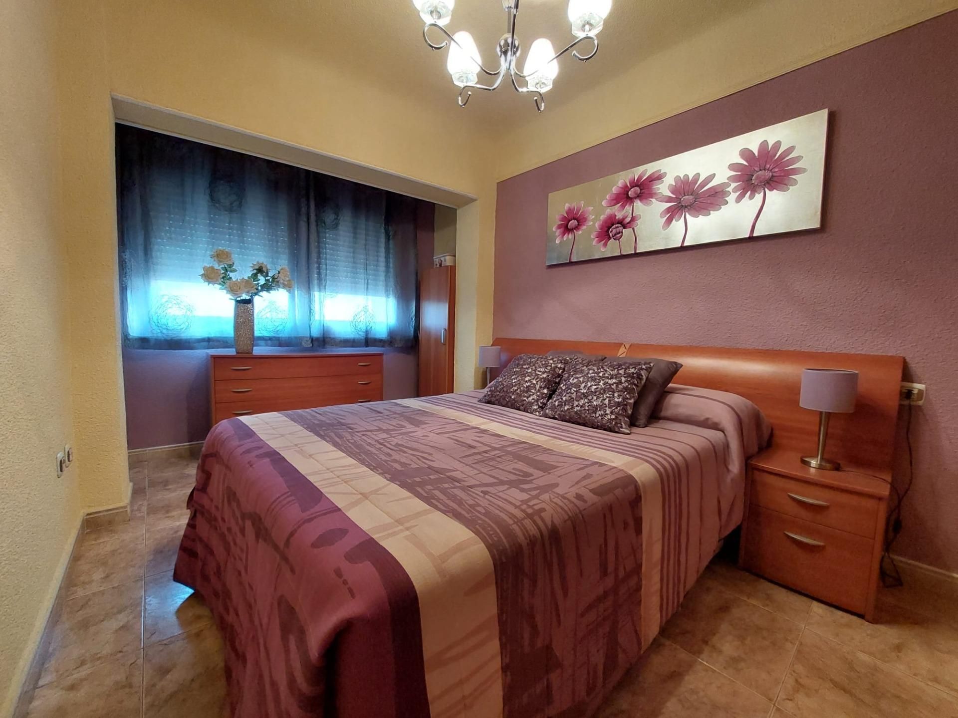 Flat for rent in Avenida CONDES DE SOTO AMENO, Santo Domigo, San Blas