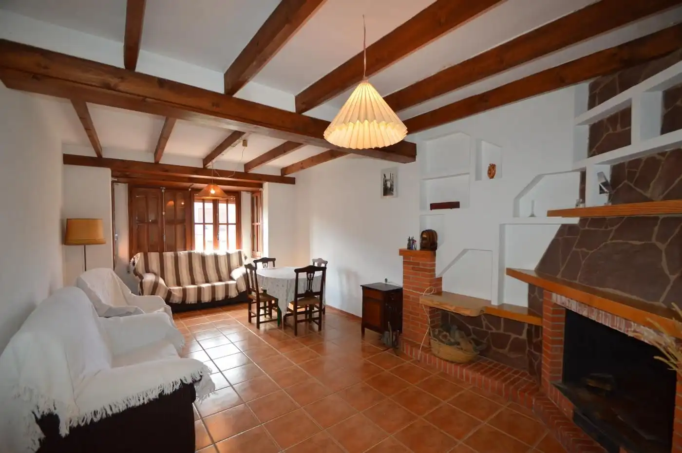Casa adosada en venta en Xert con Terraza, Trastero y Balcón