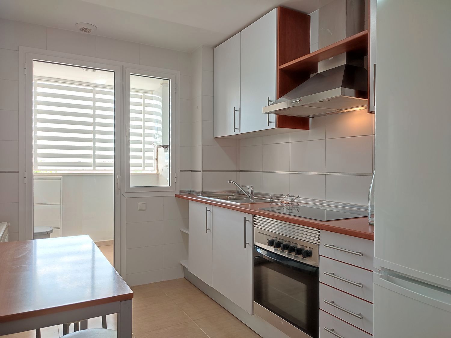 Cuina de Pis en venda en Ciudad Real Capital amb Calefacció, Traster i Piscina comunitària