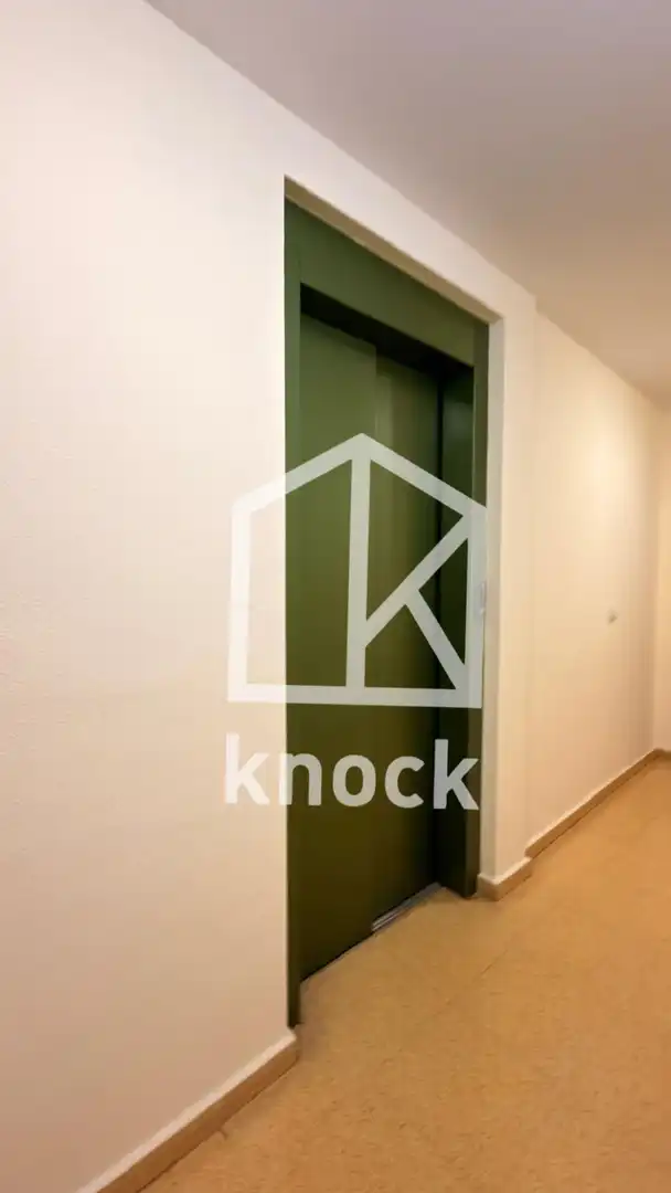 Piso en venta en Oviedo  con Calefacción