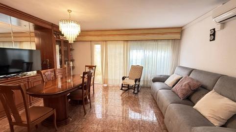 Foto 2 de Casa o xalet en venda a Carrasco I Formiguera, Roc Blanc, Barcelona