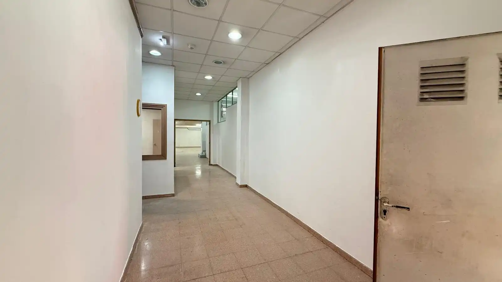 Local comercial en venda a Centre, imagen 14