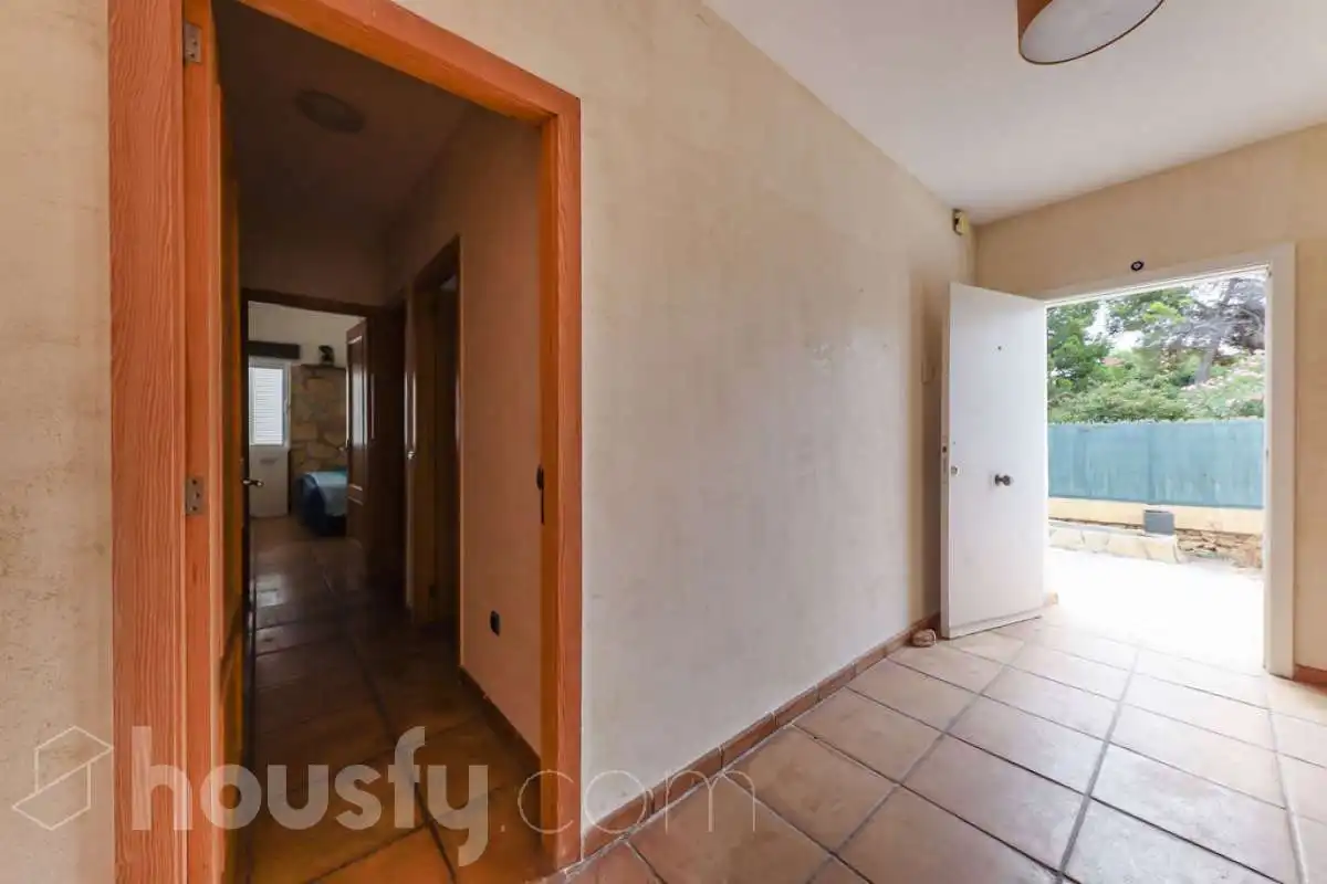 Ground floor for sale in Santanyí  with Private garden, Terrace and Community pool