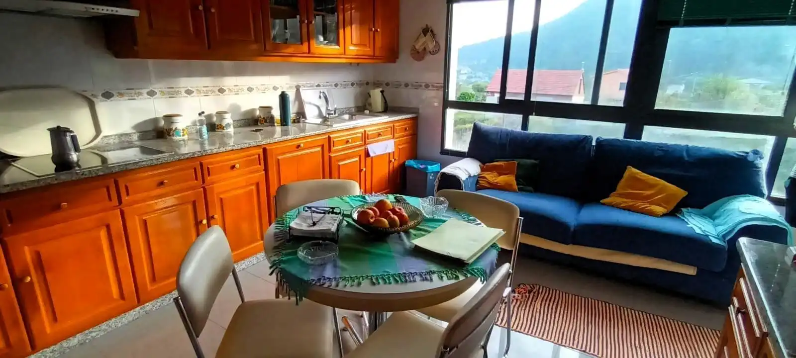 Küche von Haus oder Chalet zum Verkauf in Redondela mit Privatgarten, Abstellraum und Balkon