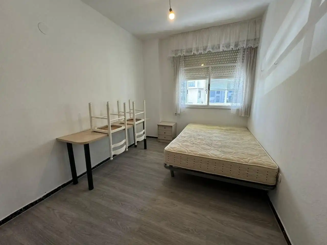Schlafzimmer von Wohnung zur Miete in Ourense Capital  mit Heizung, Terrasse und Möbliert