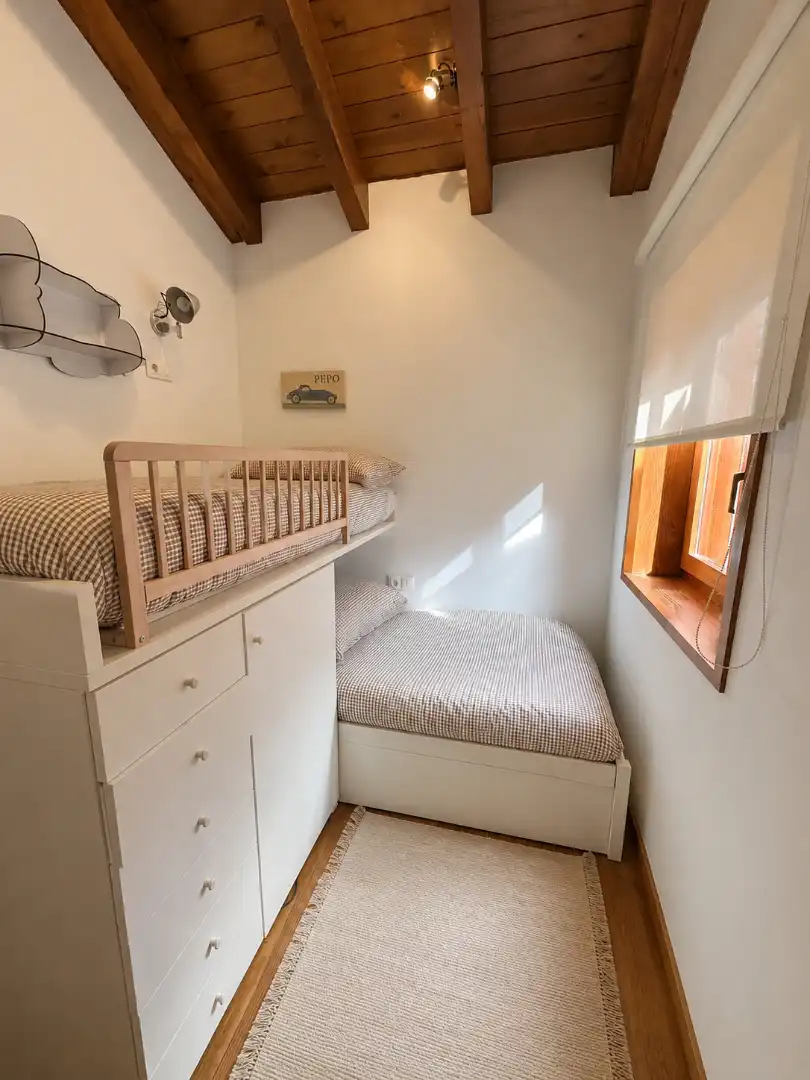 Dormitori de Dúplex de lloguer en Alp amb Calefacció, Parquet i Terrassa