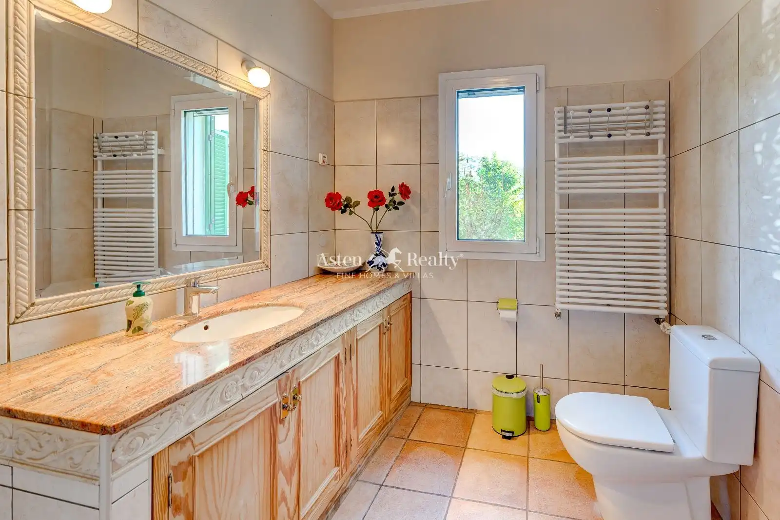 Badezimmer von Haus oder Chalet zum Verkauf in Guía de Isora mit Terrasse, Schwimmbad und Möbliert