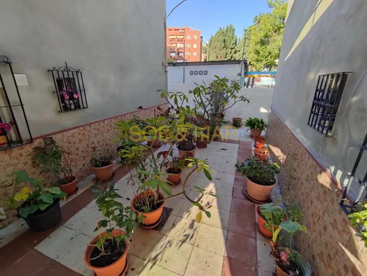 Jardín de Piso en venta en Torremolinos con Aire acondicionado, Calefacción y Amueblado