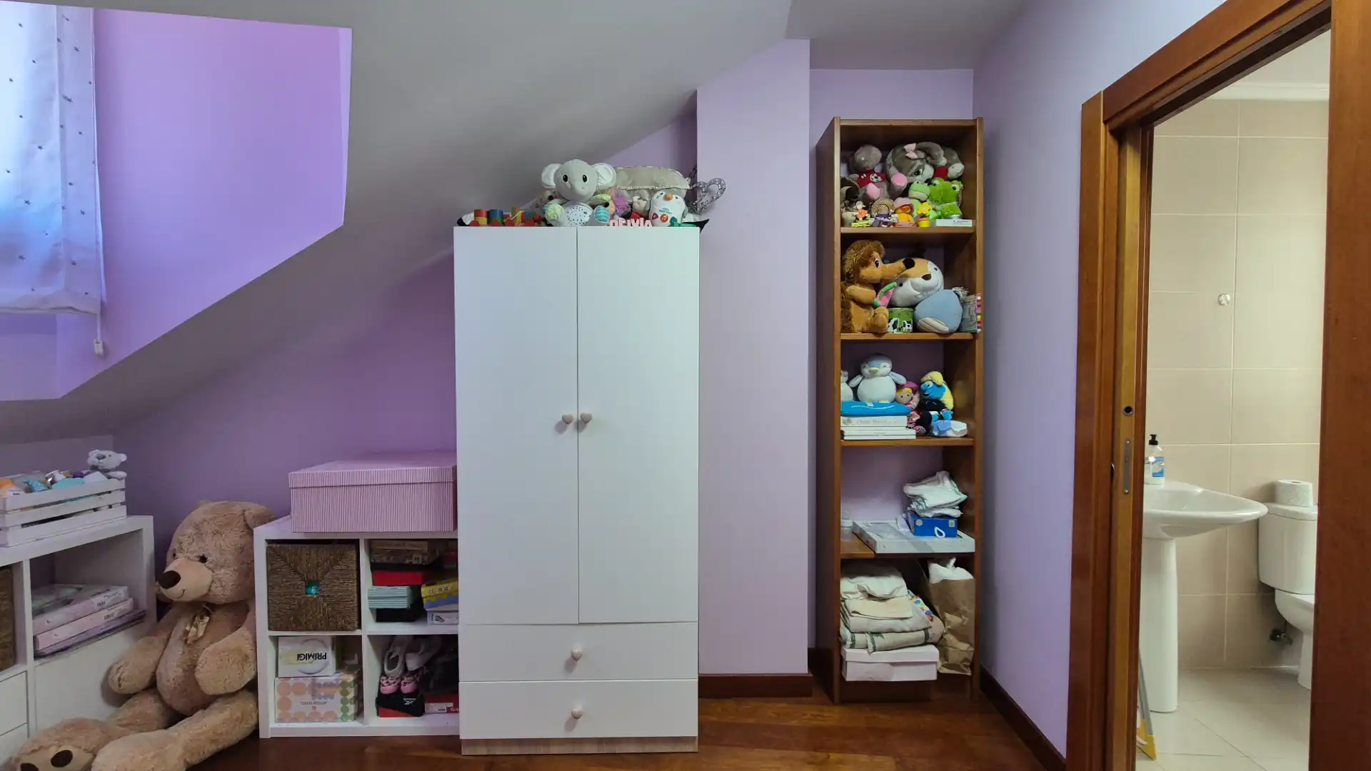 Bedroom of Duplexes for sale in Palencia  with Heating, Parquet flooring and Storage room