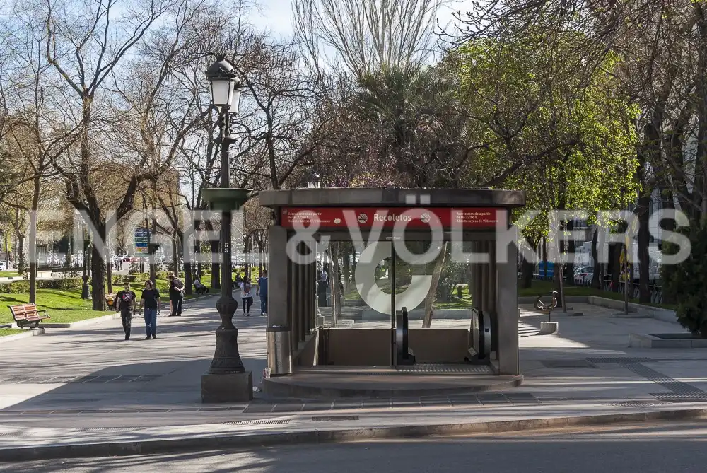 Vista exterior de Apartamento en venta en Madrid con Aire acondicionado, Calefacción y Trastero