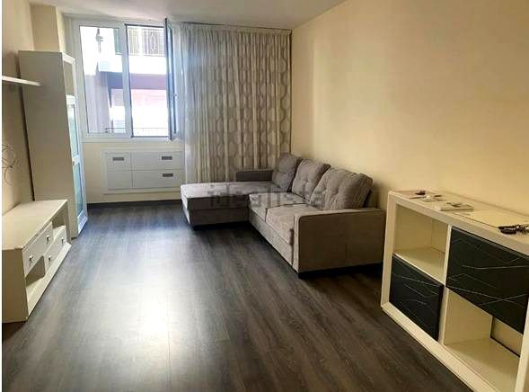 Sala d'estar de Pis de lloguer en  Santa Cruz de Tenerife Capital amb Moblat