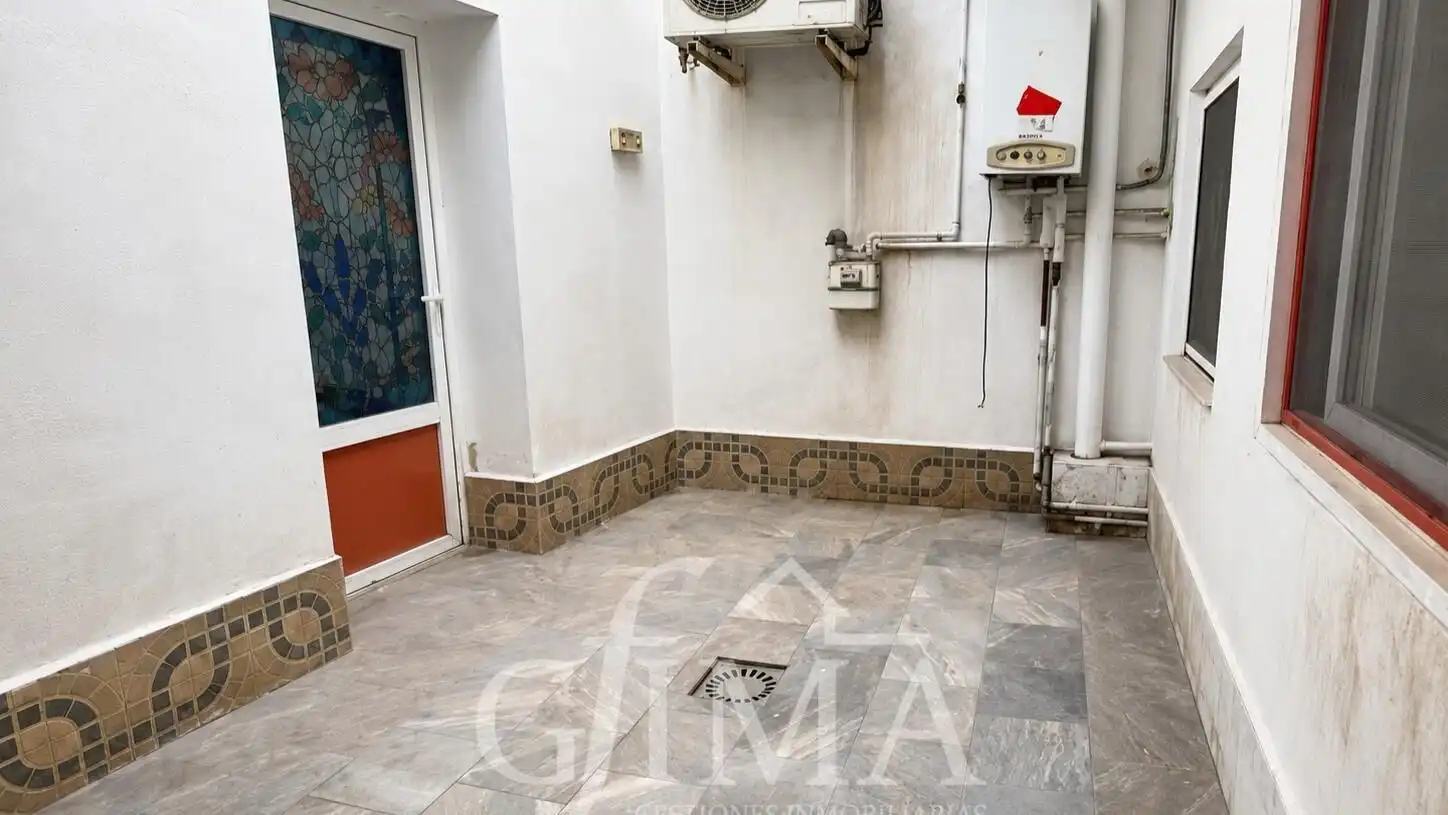 Local comercial de lloguer a Calle de Alfonso XII, imagen 9