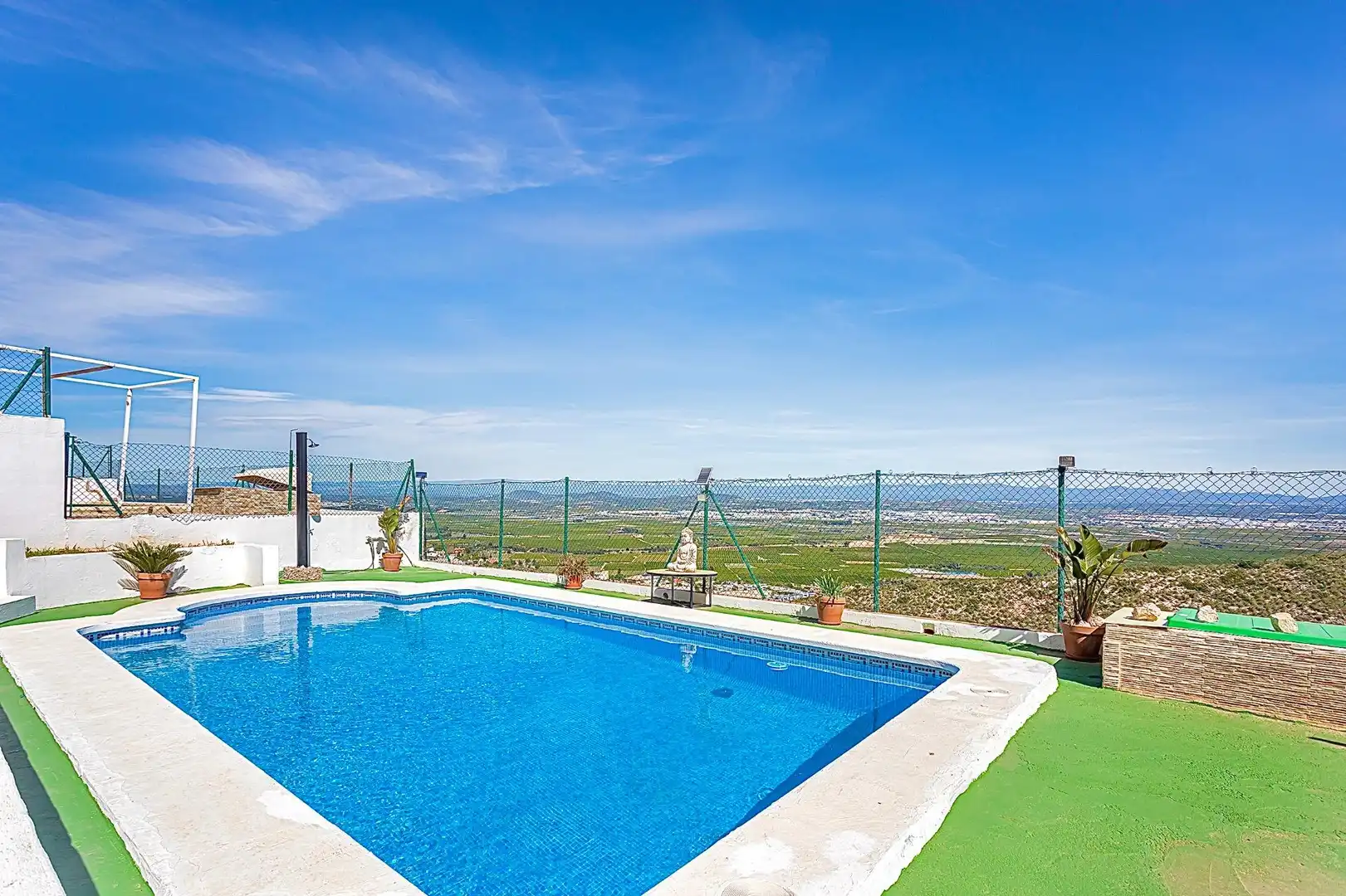 Piscina de Casa o chalet en venta en Chiva con Terraza y Piscina comunitaria