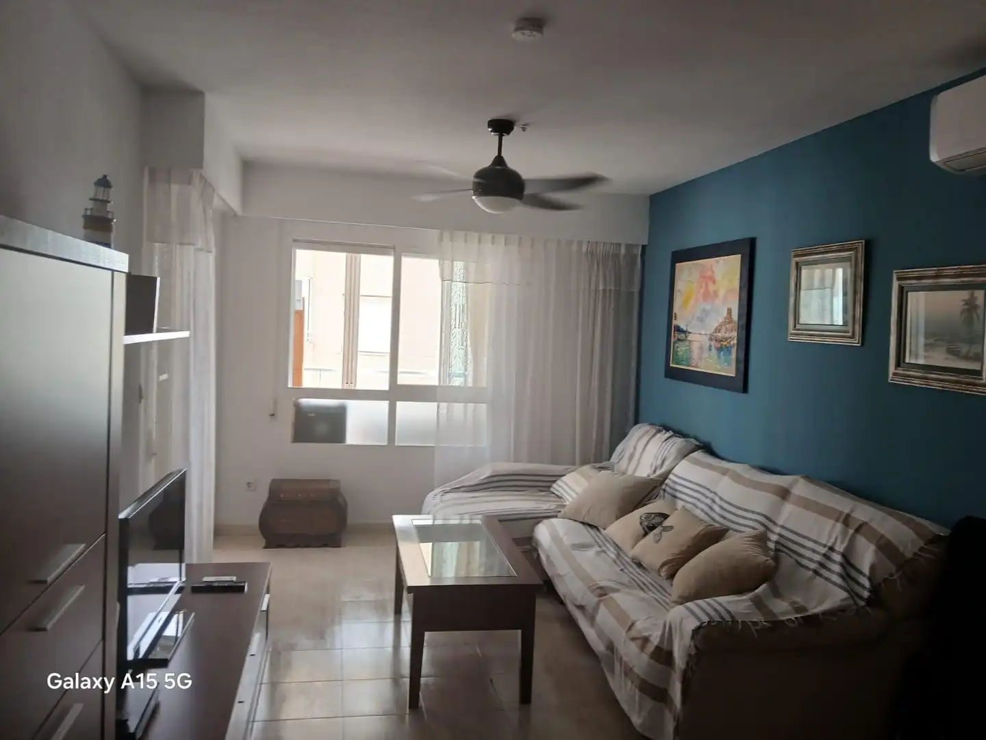 Sala de estar de Apartamento de alquiler en Alicante / Alacant con Aire acondicionado, Amueblado y Piscina comunitaria