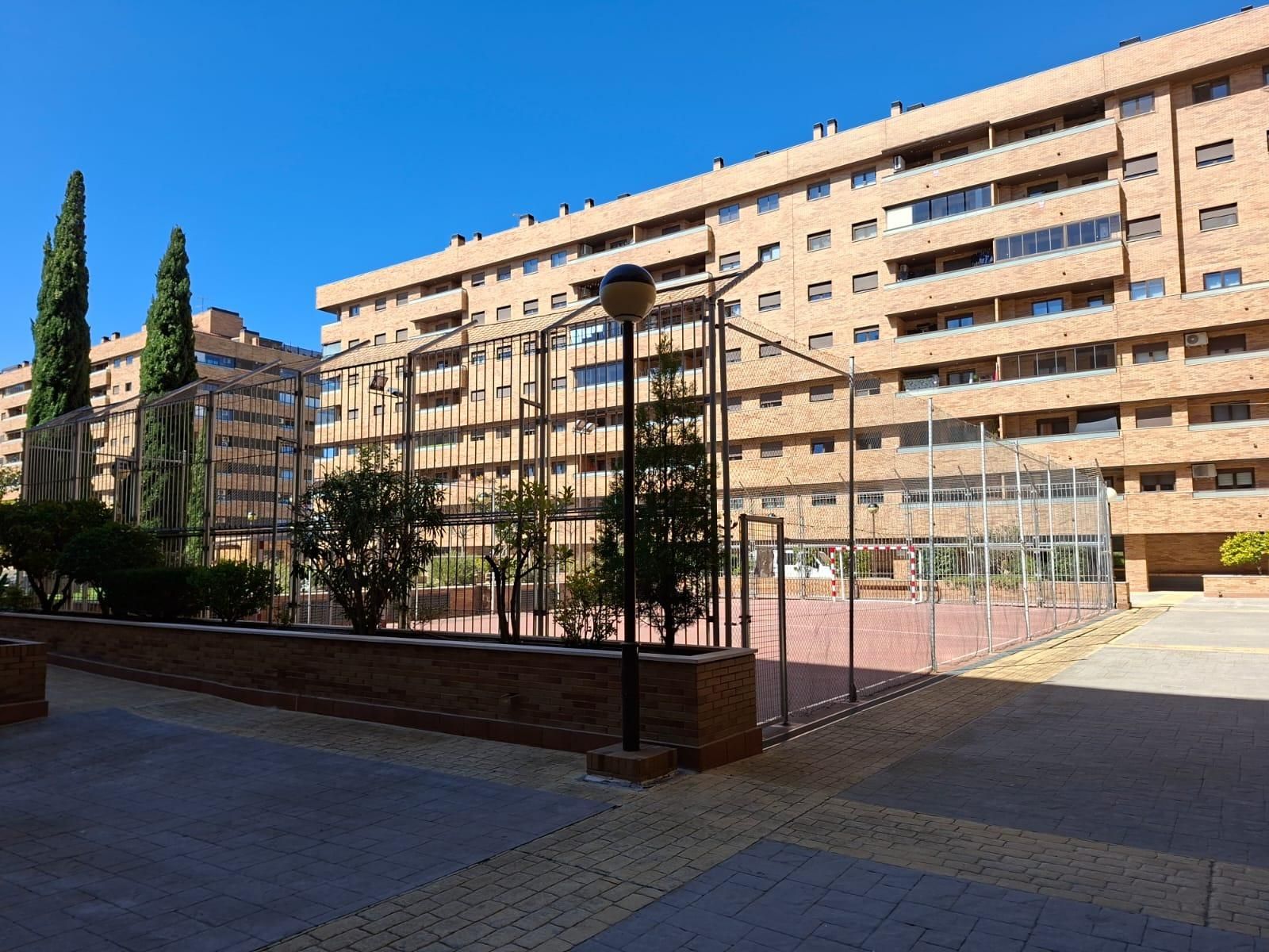 Pis en venda a Calle VAN GOGH, El Quiñón