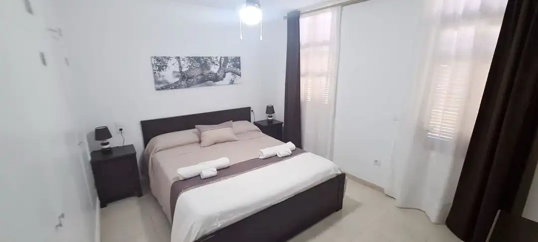 Schlafzimmer von Einfamilien-Reihenhaus zur Miete in Alcúdia mit Klimaanlage, Privatgarten und Terrasse