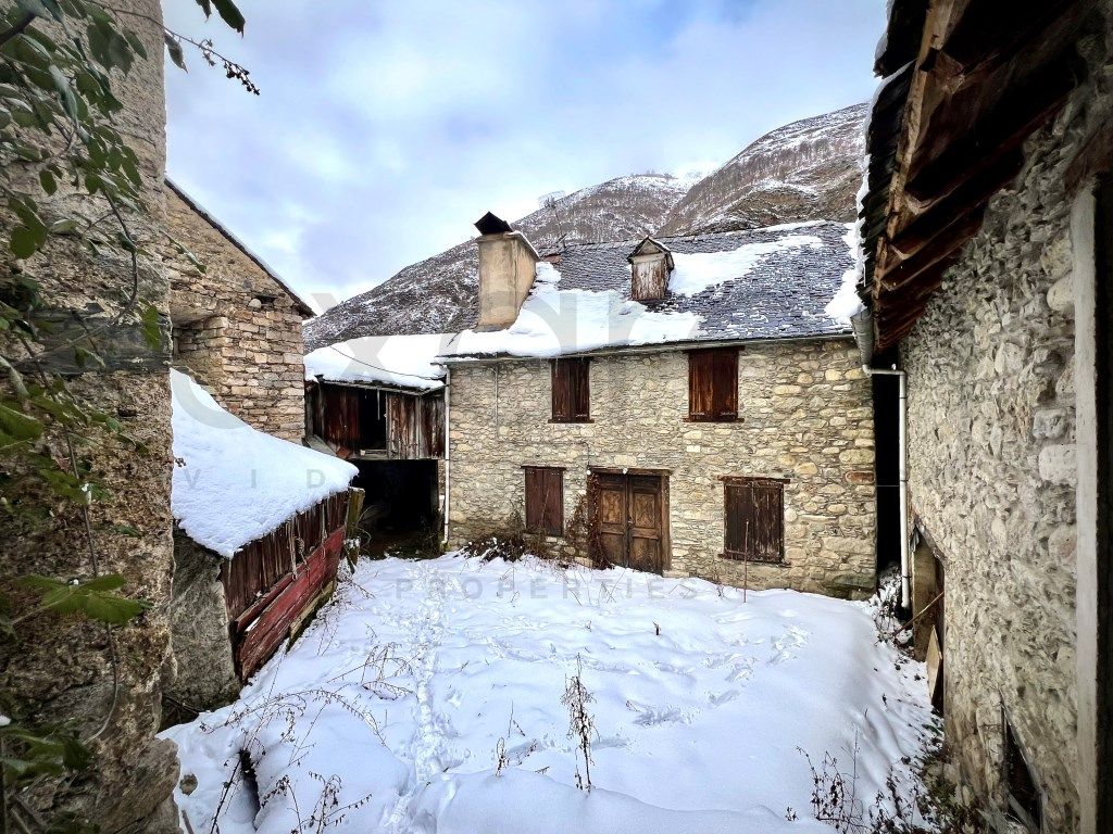 Vista exterior de Casa o xalet en venda en Vielha e Mijaran