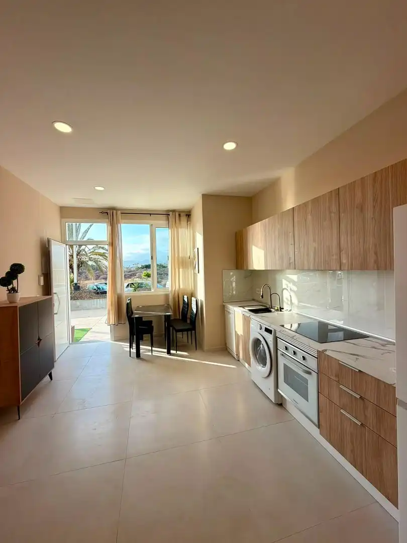 Cocina de Estudio en venta en Costa del Silencio