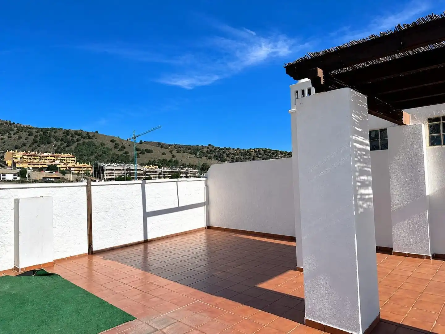 Terrace of Flat for rent in Santangelo