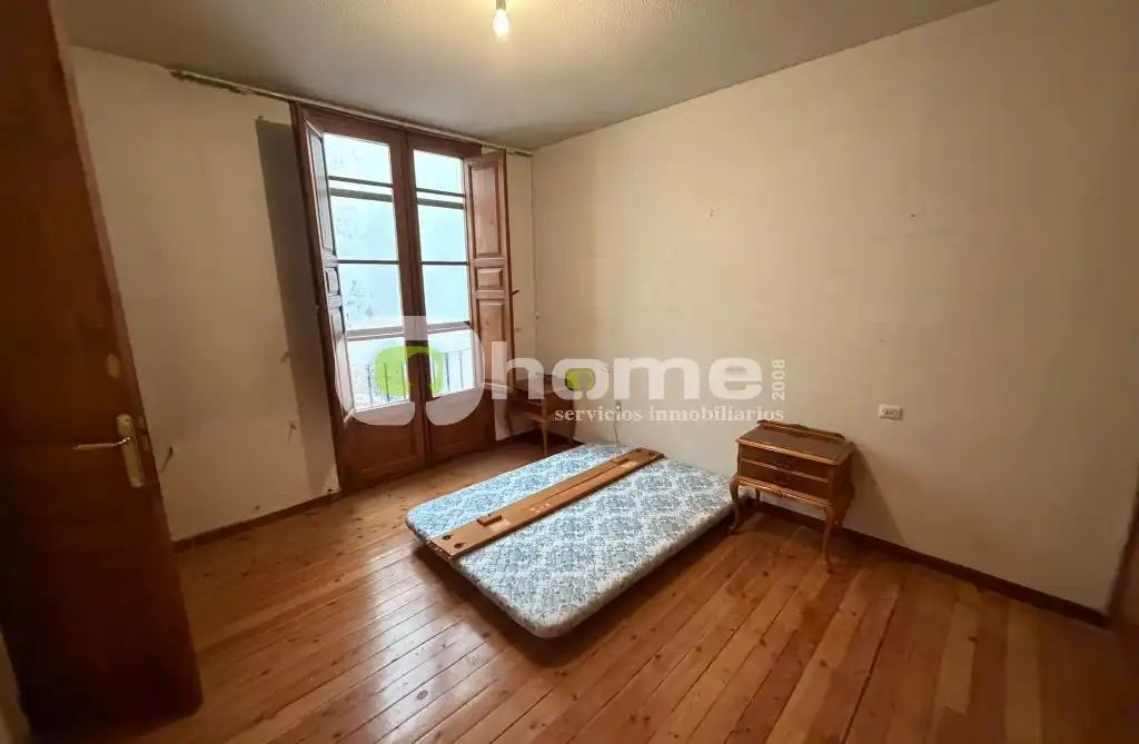 Bedroom of Flat for sale in Zamora Capital   with Heating