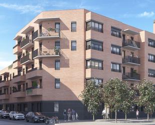 Vista exterior de Apartament en venda en L'Hospitalet de Llobregat amb Aire condicionat, Terrassa i Balcó